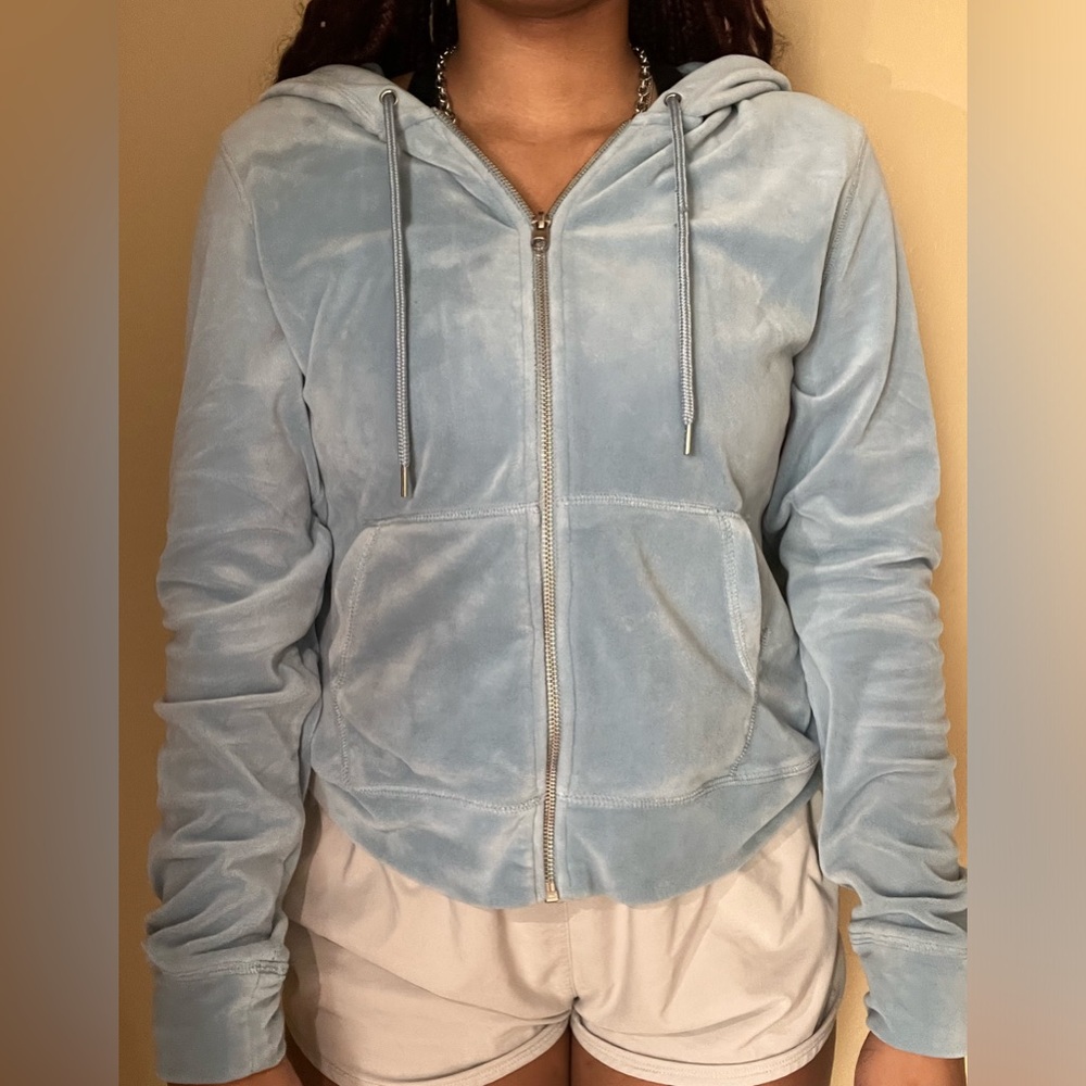 BLUE LIGHTWEIGHT ZIP UP